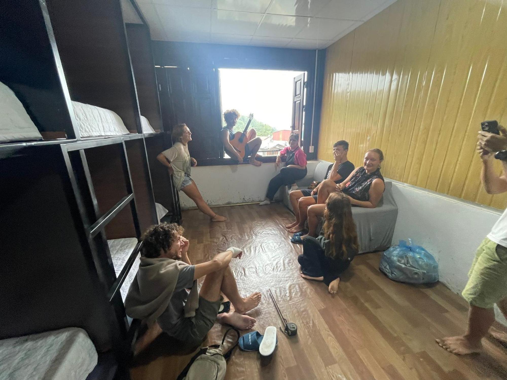 Pea Hostel Шапа Экстерьер фото